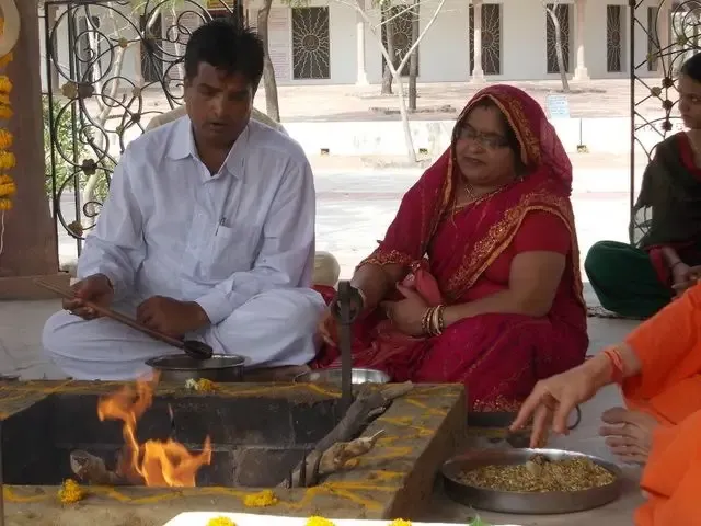 2013-ram-navarati-in-jadan bodyImage