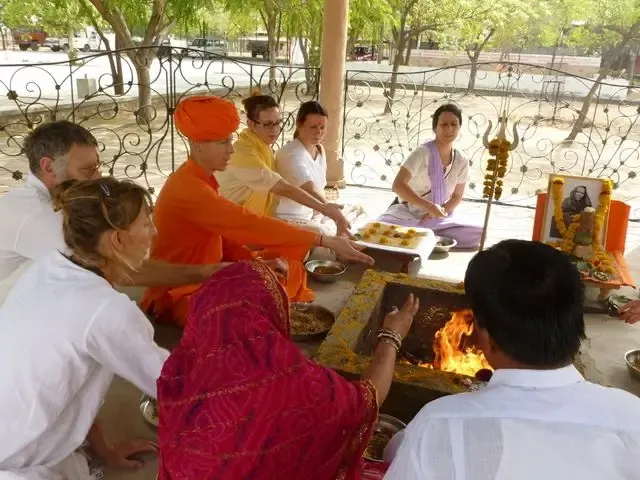 2013-ram-navarati-in-jadan bodyImage