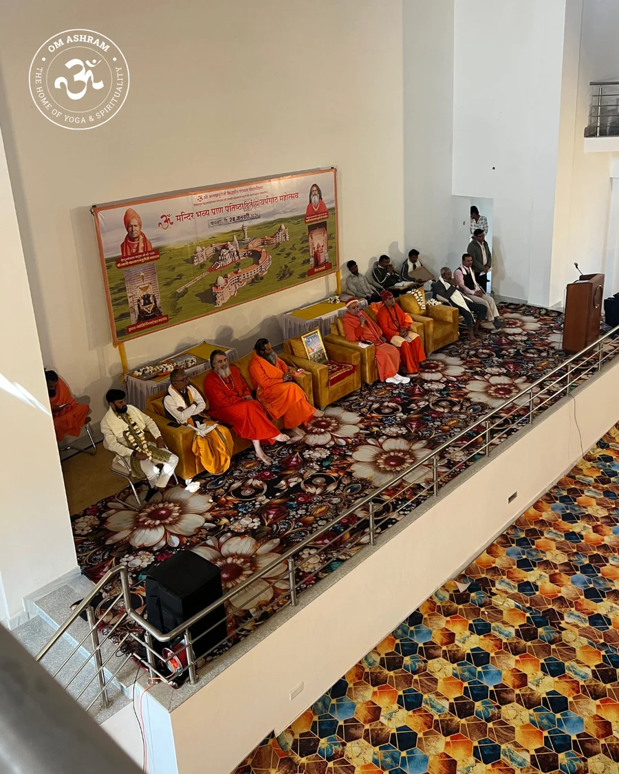 2nd-varsagandh-mahotsav-spiritual-wisdom-at-om-ashram_body23