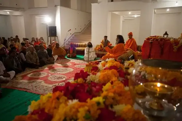 50th-anniversary-of-mahaprabhuji-s-mahasamadhi bodyImage