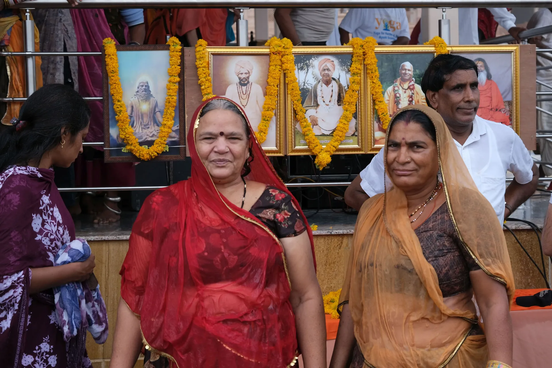 a-celebration-of-unity-international-day-of-yoga-at-om-ashram bodyImage