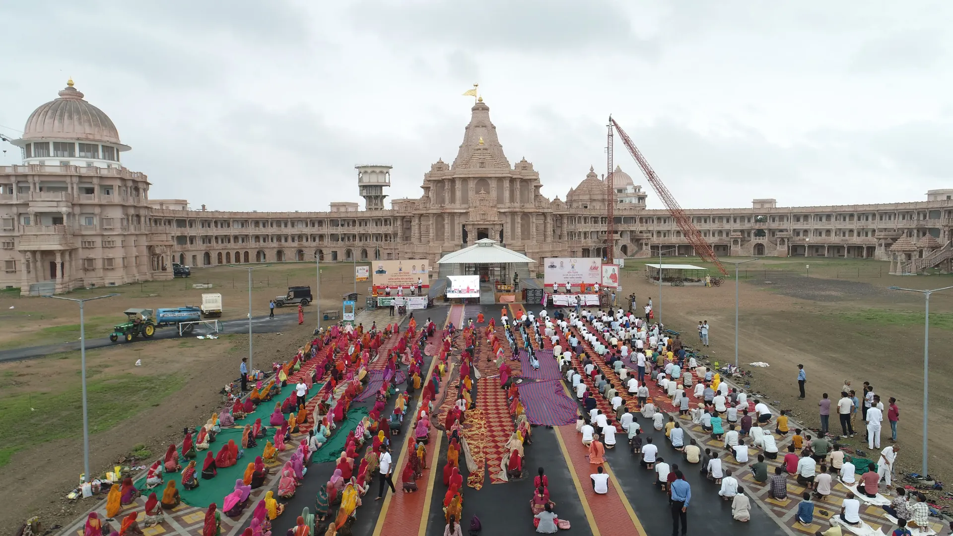 a-celebration-of-unity-international-day-of-yoga-at-om-ashram thumbnailImage