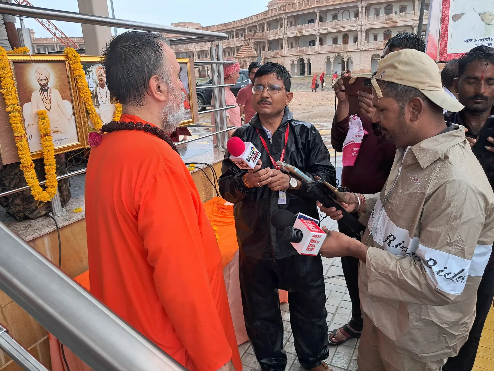 a-celebration-of-unity-international-day-of-yoga-at-om-ashram bodyImage