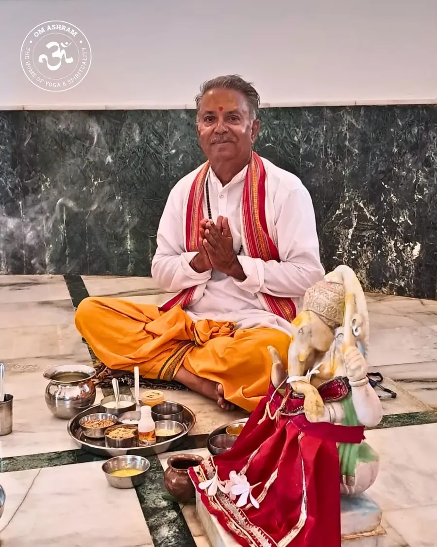 a-day-of-joy-celebrating-our-beloved-gurudev bodyImage