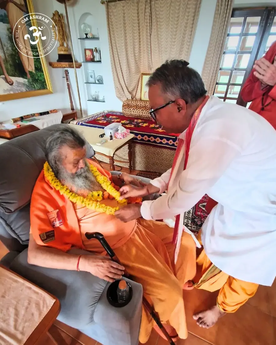 a-day-of-joy-celebrating-our-beloved-gurudev bodyImage