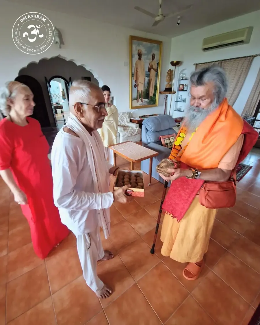 a-day-of-joy-celebrating-our-beloved-gurudev bodyImage