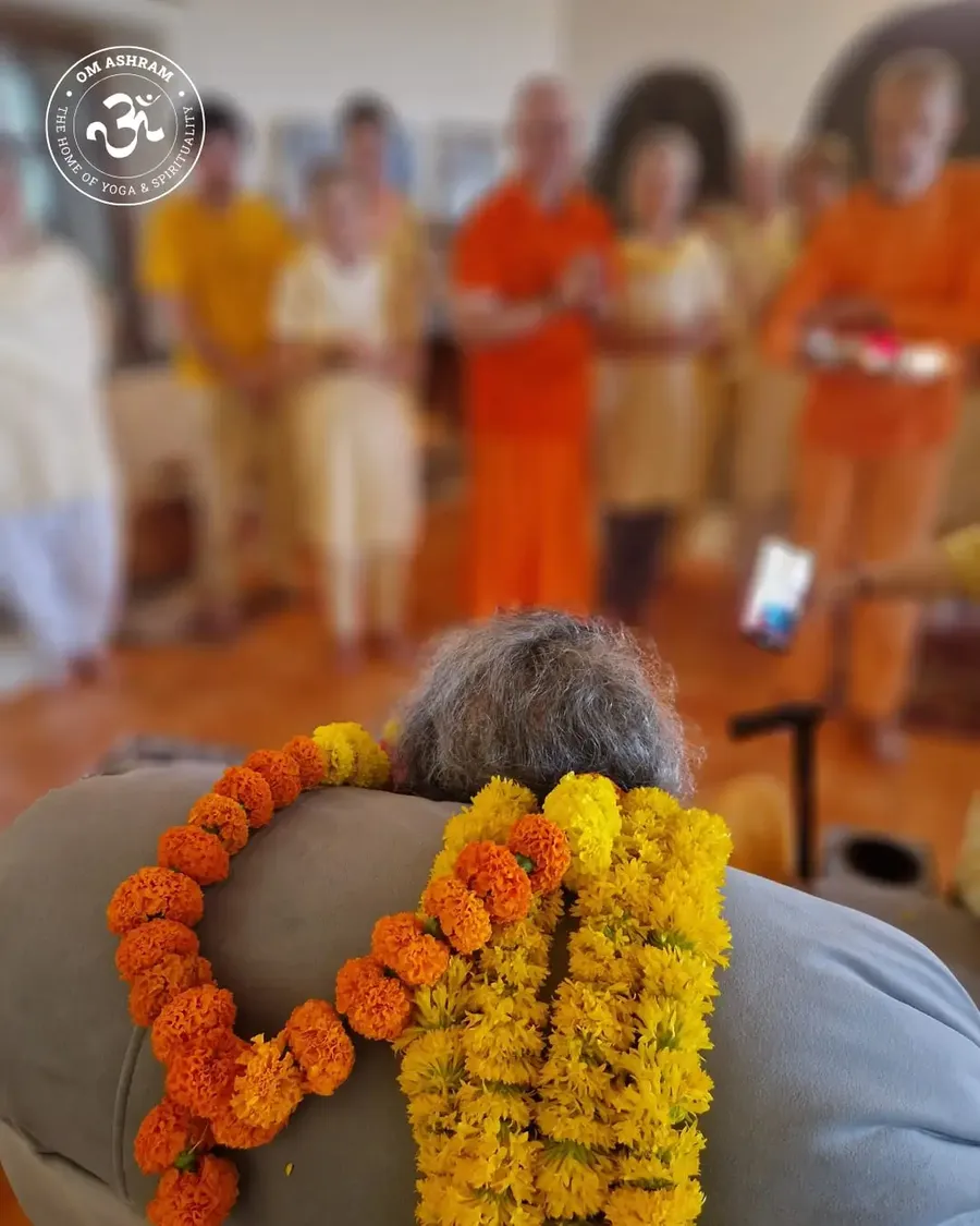 a-day-of-joy-celebrating-our-beloved-gurudev bodyImage