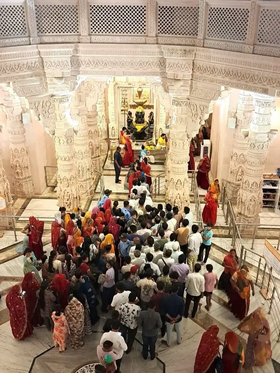 a-divine-evening-at-om-ashram-power-of-prayer mainImage