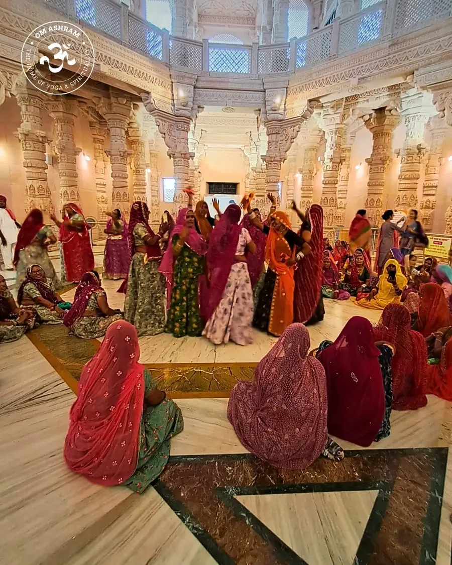 a-divine-turn-at-om-ashram bodyImage