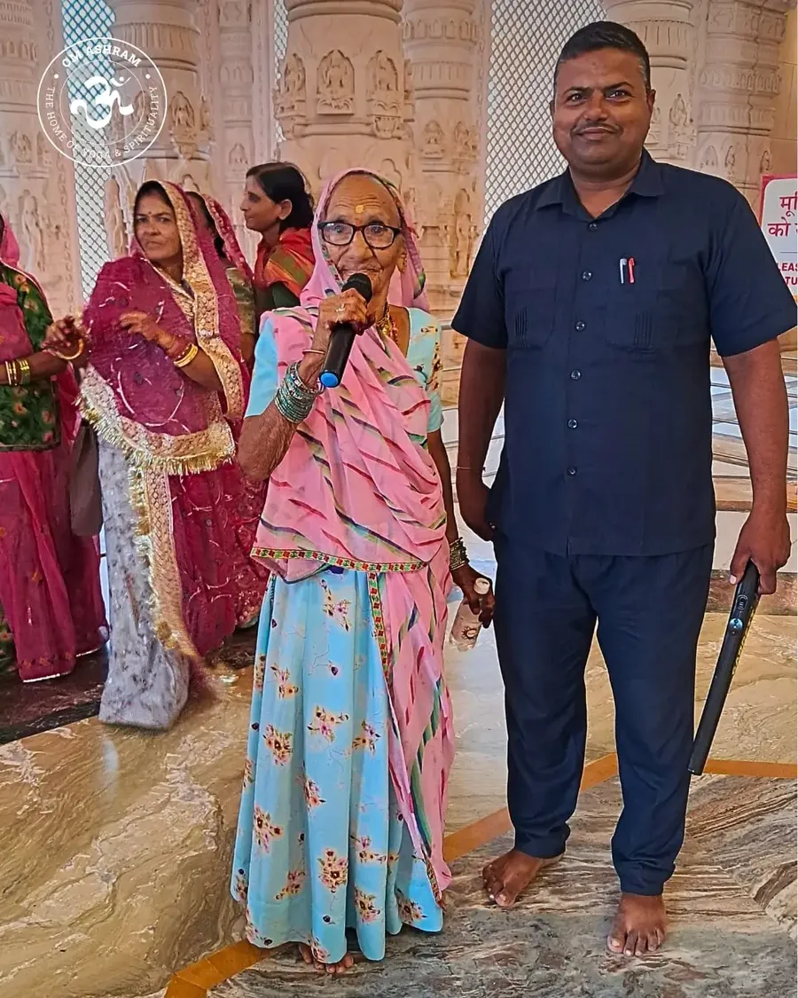 a-divine-turn-at-om-ashram bodyImage