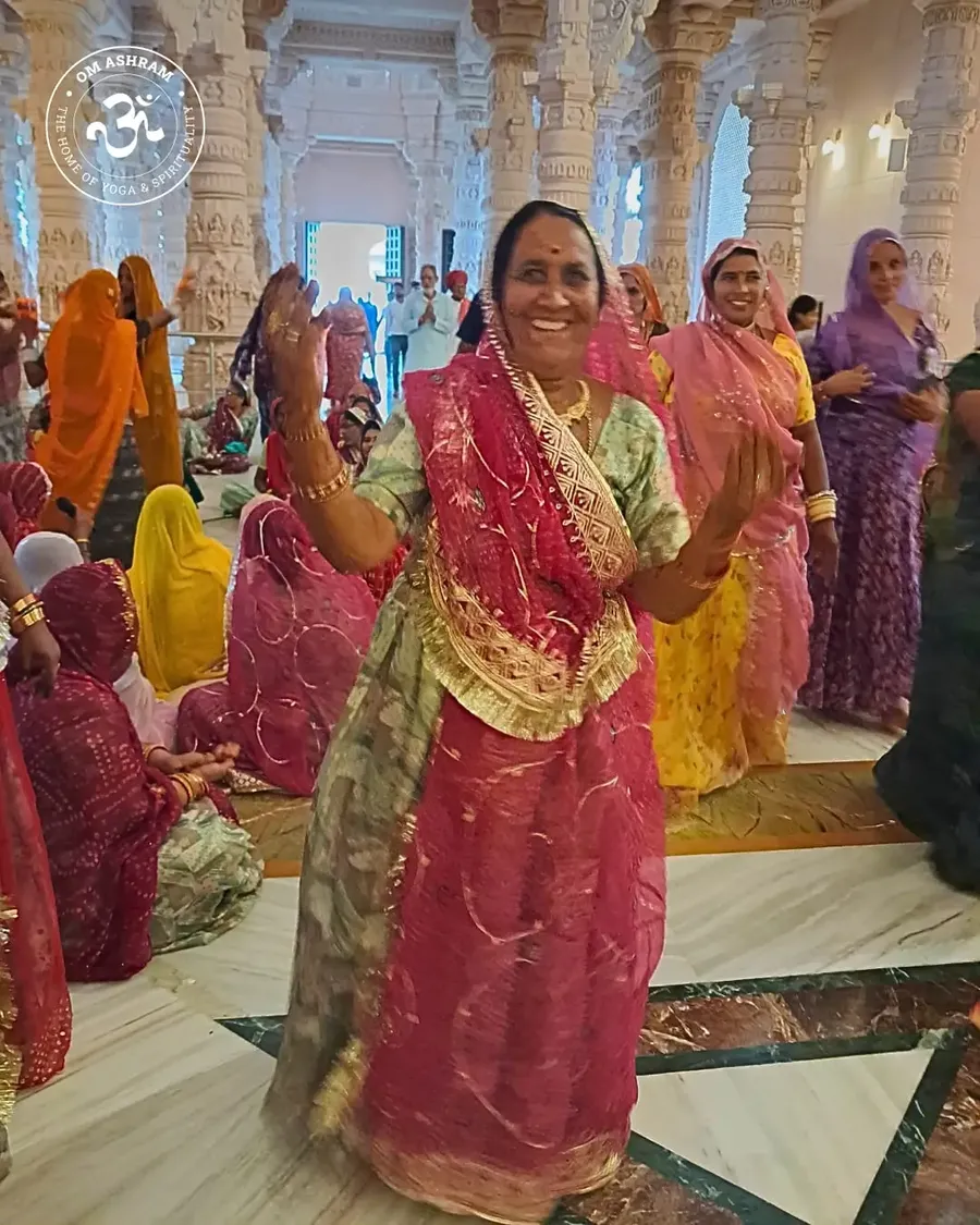 a-divine-turn-at-om-ashram bodyImage