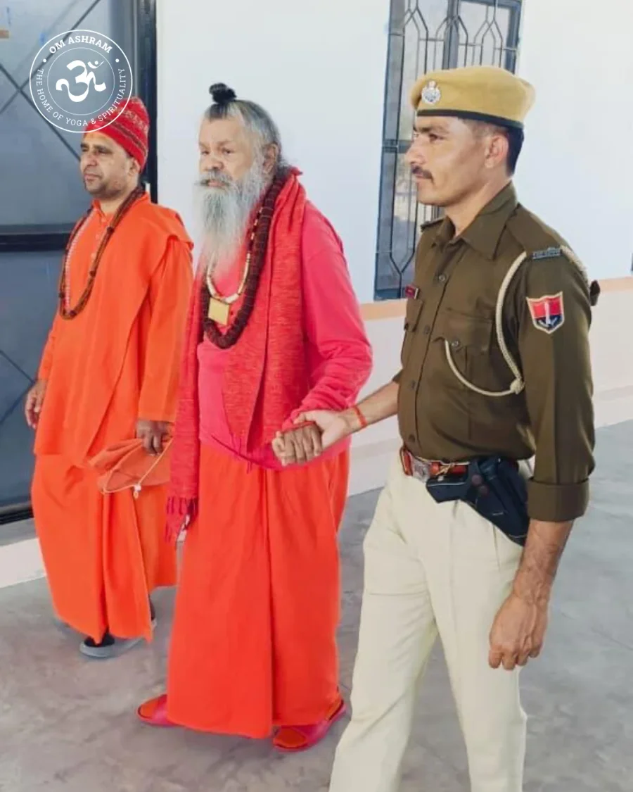 a-sacred-homecoming-gurudev-blesses-the-new-maheshwar-mahadev-mandir_body3