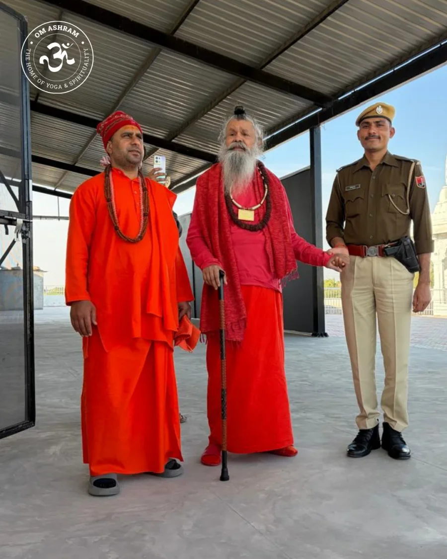 a-sacred-homecoming-gurudev-blesses-the-new-maheshwar-mahadev-mandir_body4