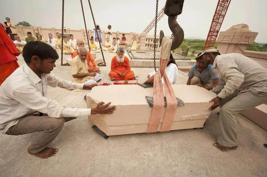 a-significant-event-in-the-construction-of-om-ashram mainImage