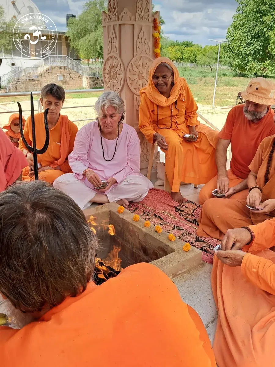 ashwin-navratri-celebration body