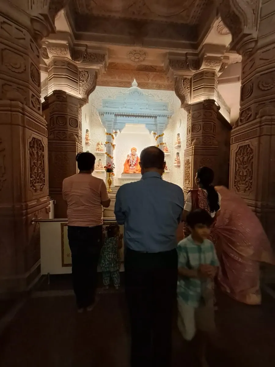 bsf-inspector-general-s-special-visit-to-om-ashram bodyImage