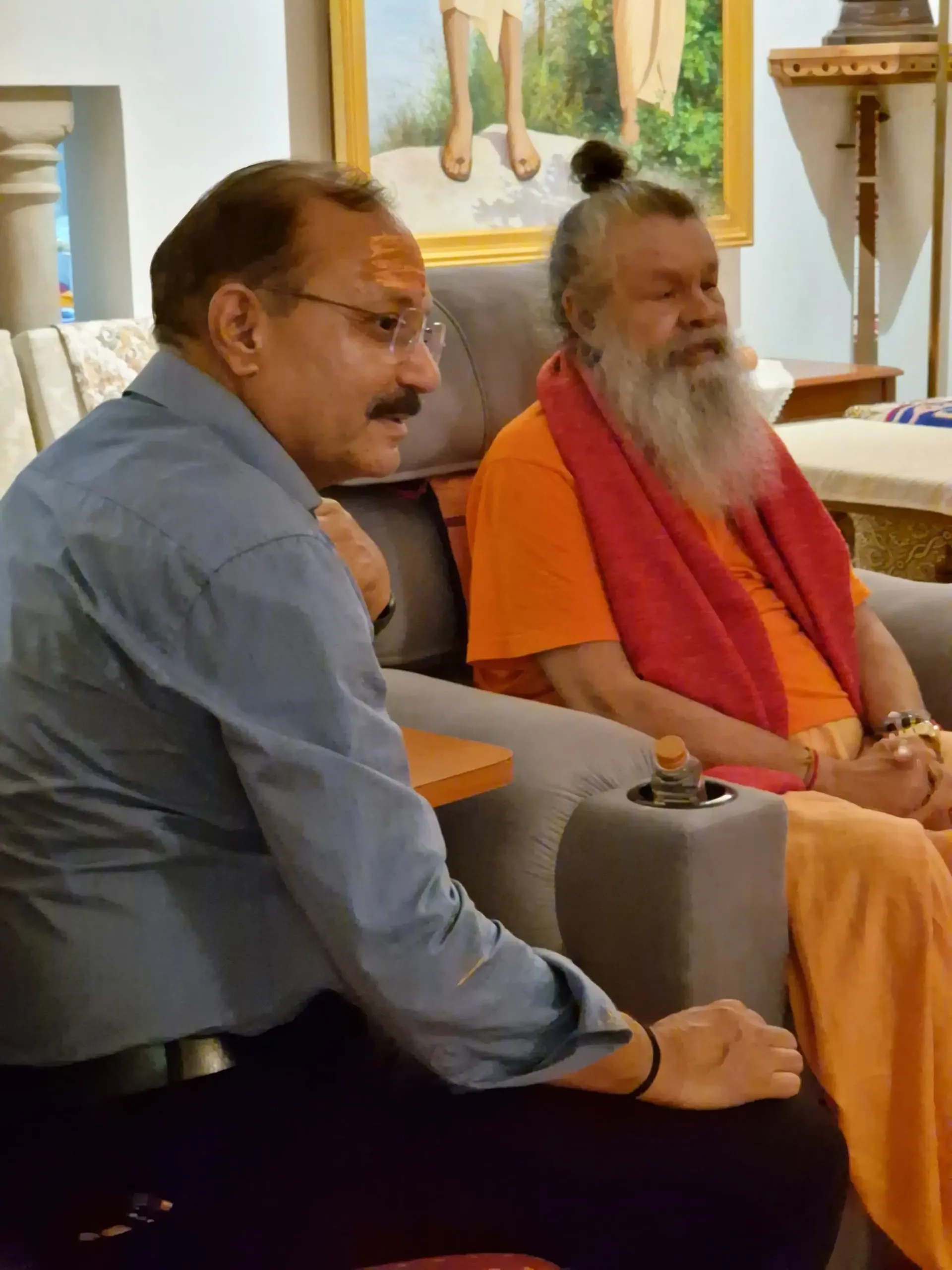 bsf-inspector-general-s-special-visit-to-om-ashram bodyImage