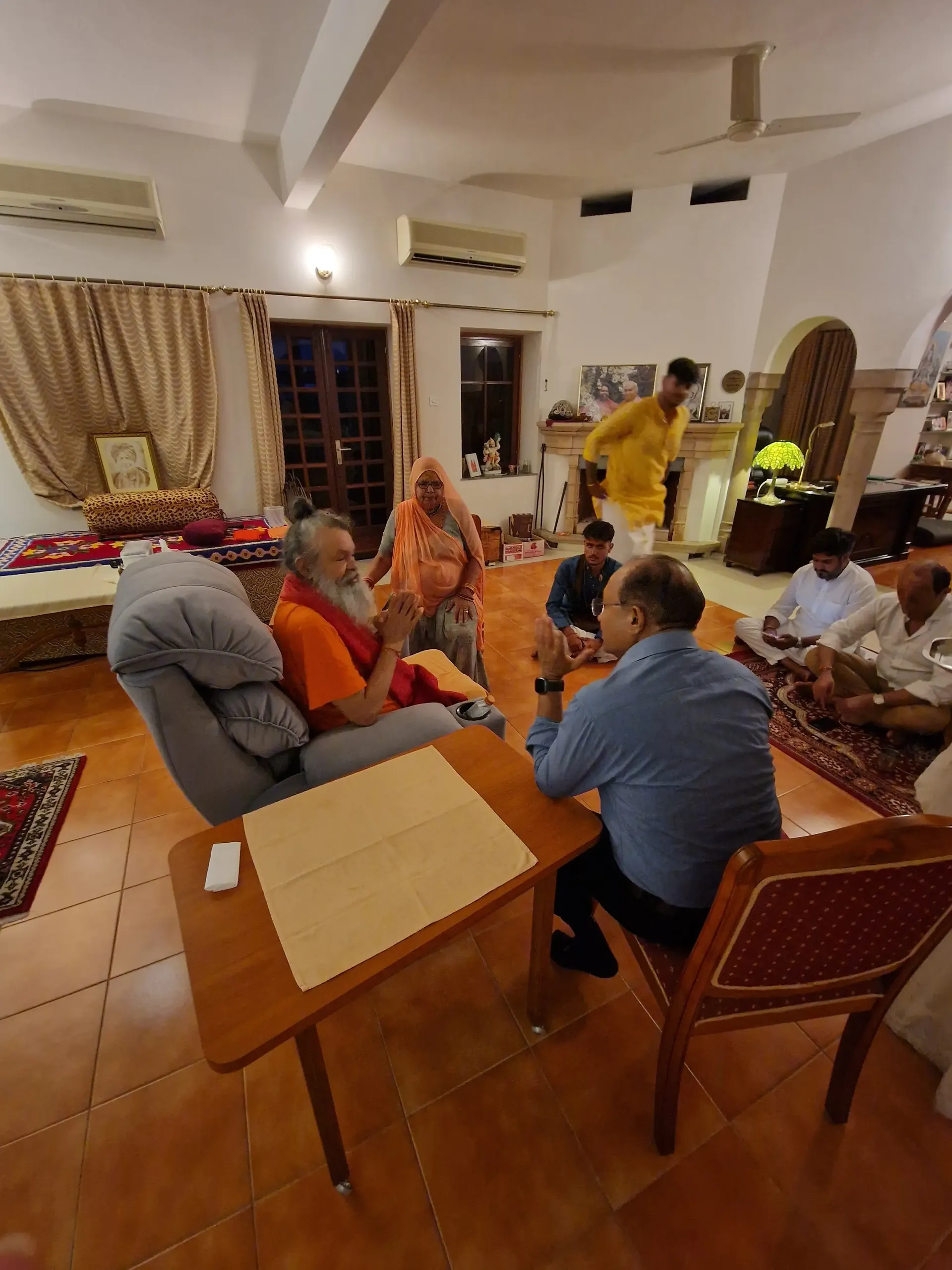 bsf-inspector-general-s-special-visit-to-om-ashram bodyImage