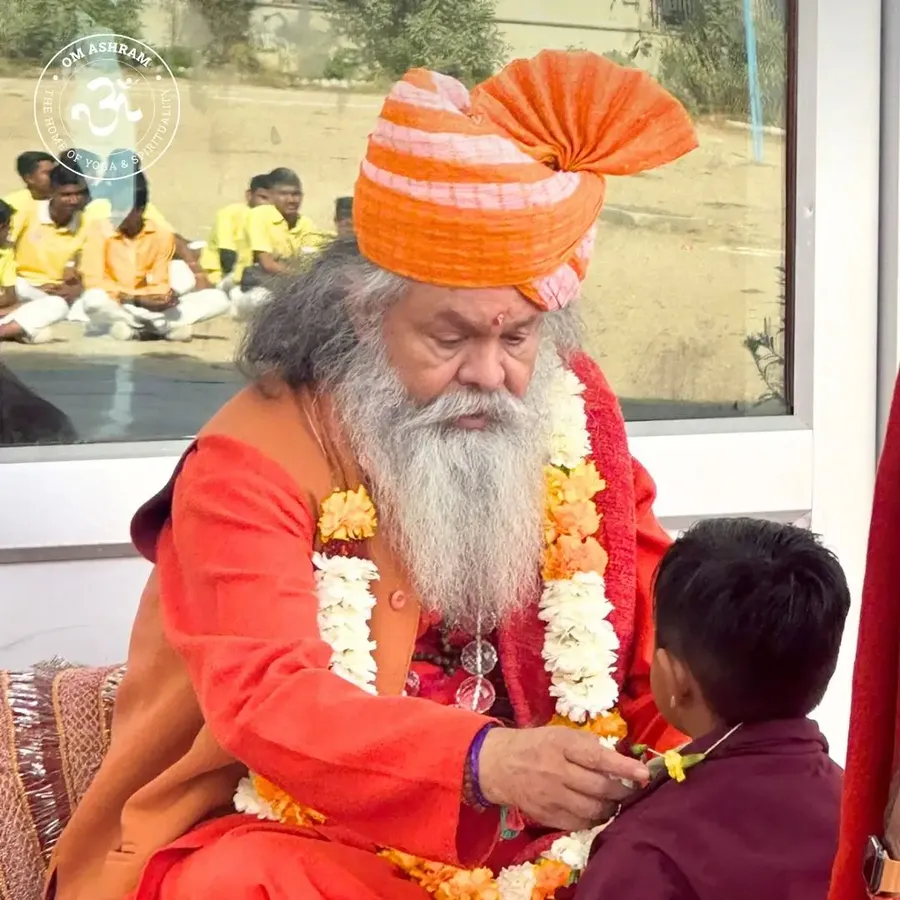 celebration-of-republic-day-in-om-ashram bodyImage