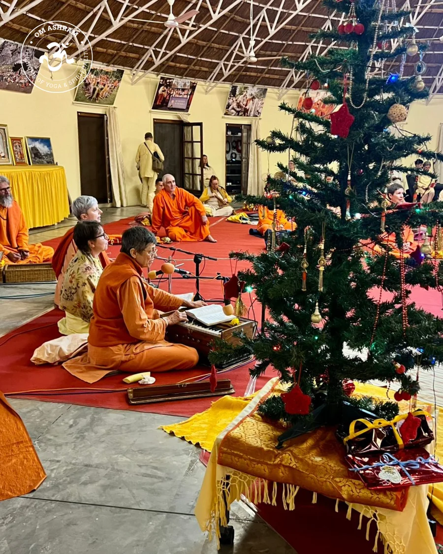 divine-light-christmas-wisdom-from-our-gurudev_body6