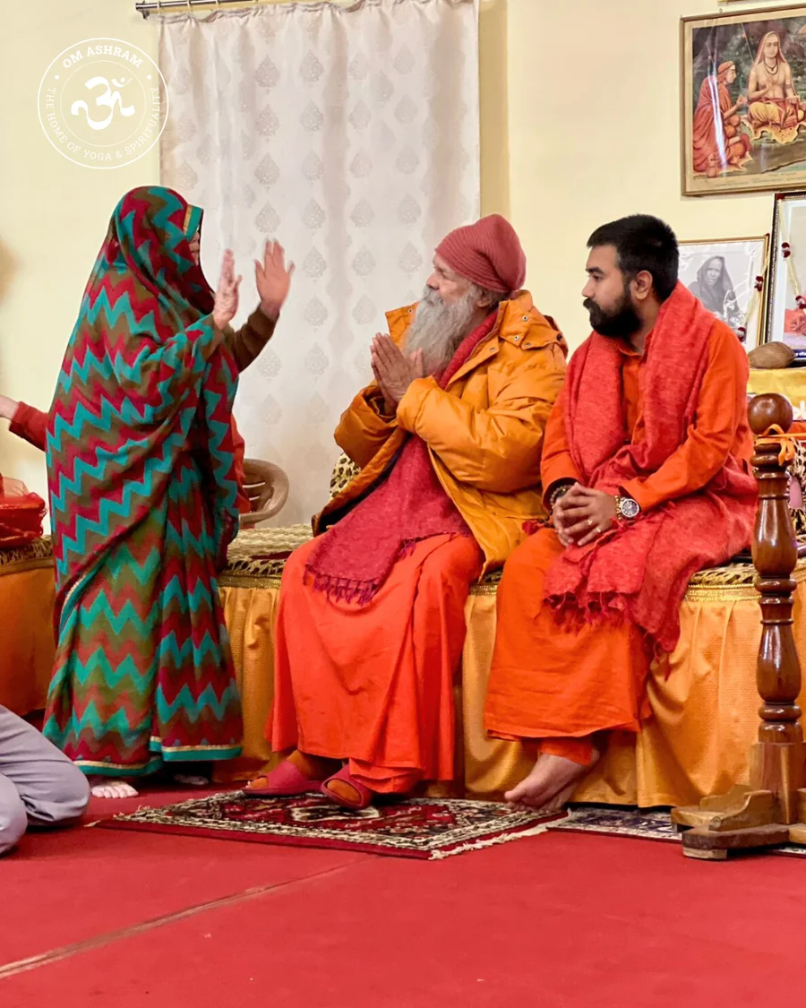 divine-light-christmas-wisdom-from-our-gurudev_body7