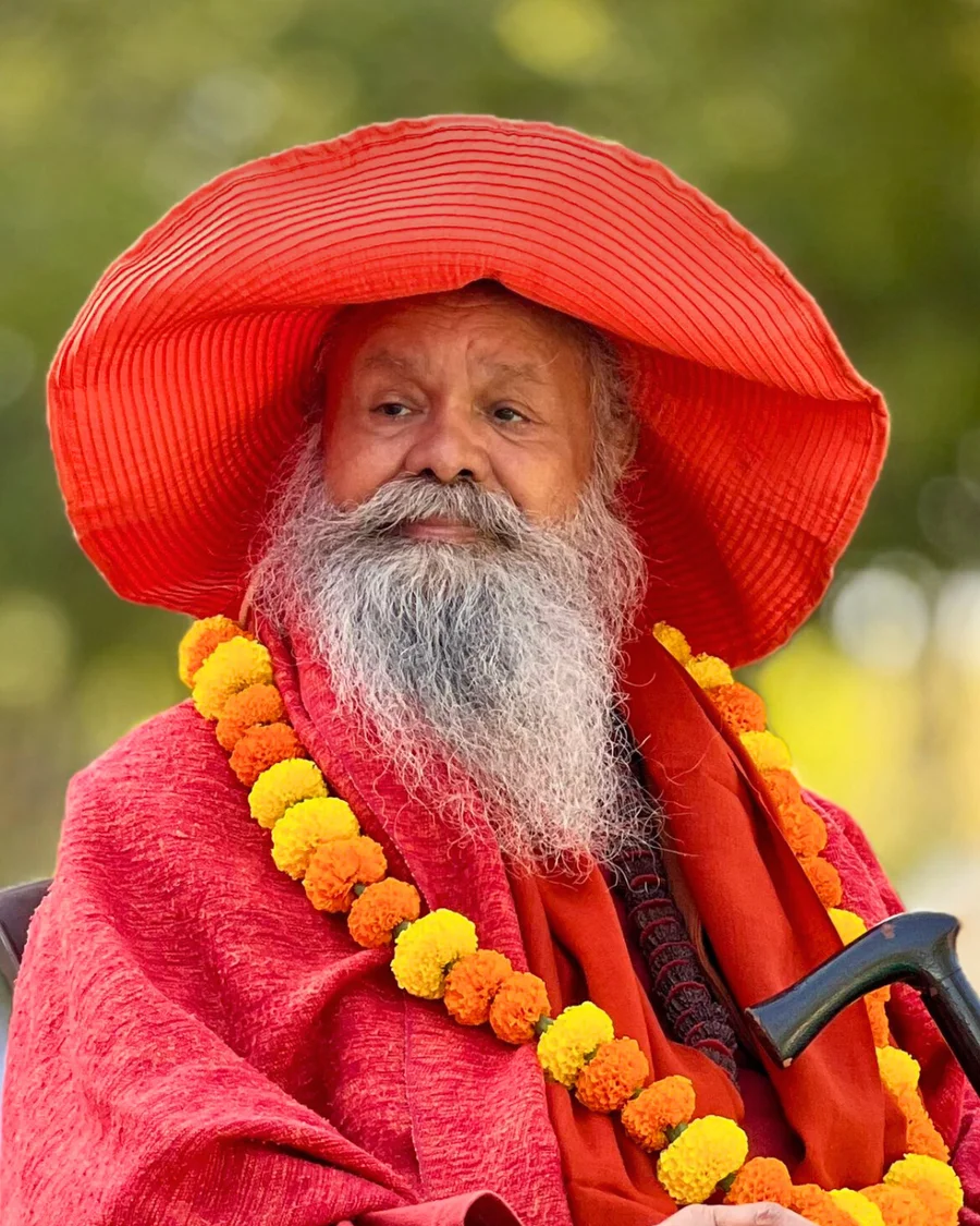 divine-light-christmas-wisdom-from-our-gurudev_thumbnail