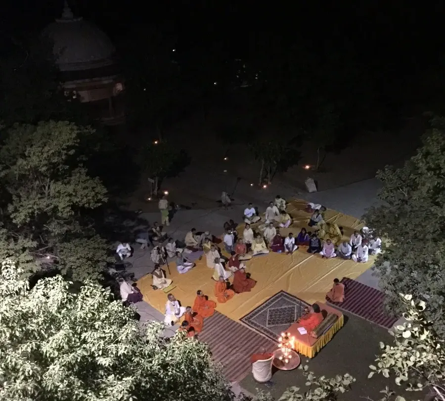 diwali-celebration-in-jadan-ashram bodyImage