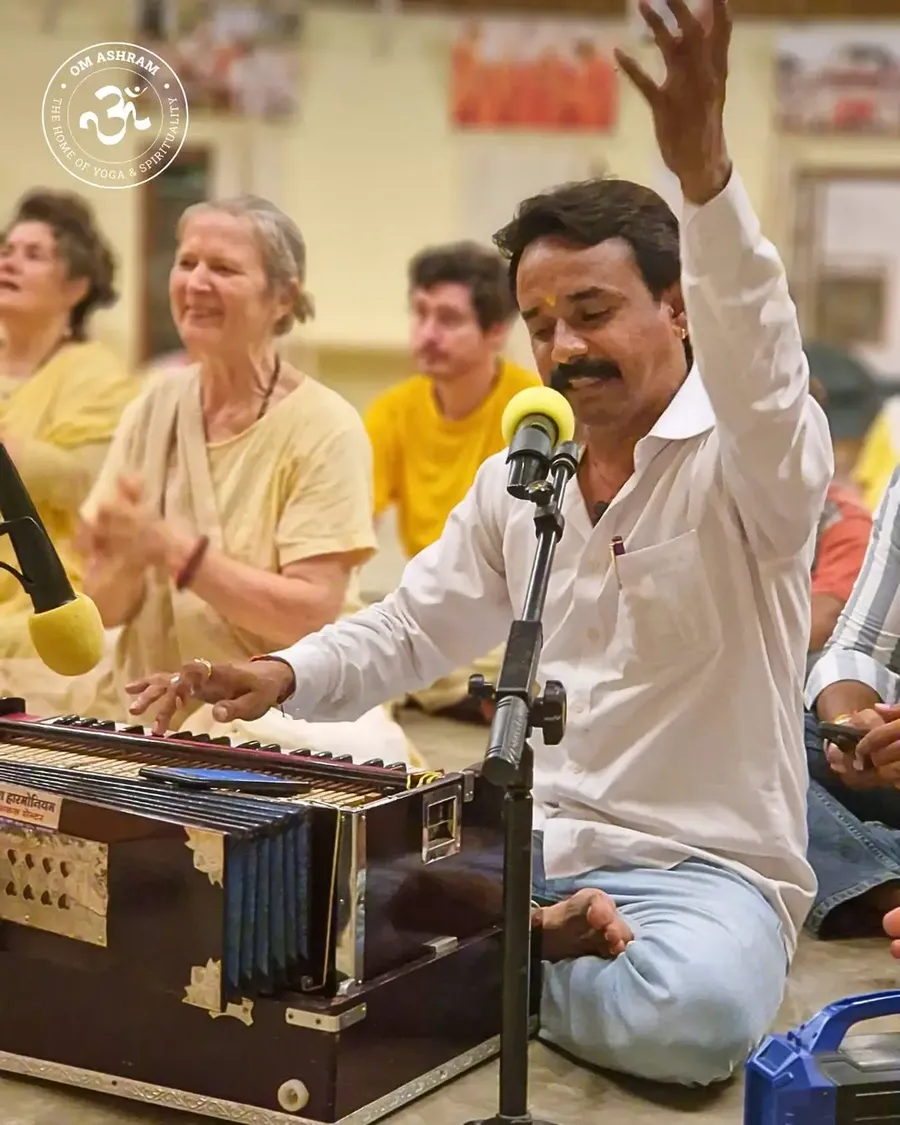 eternal-light-of-shree-devpuri-ji bodyImage