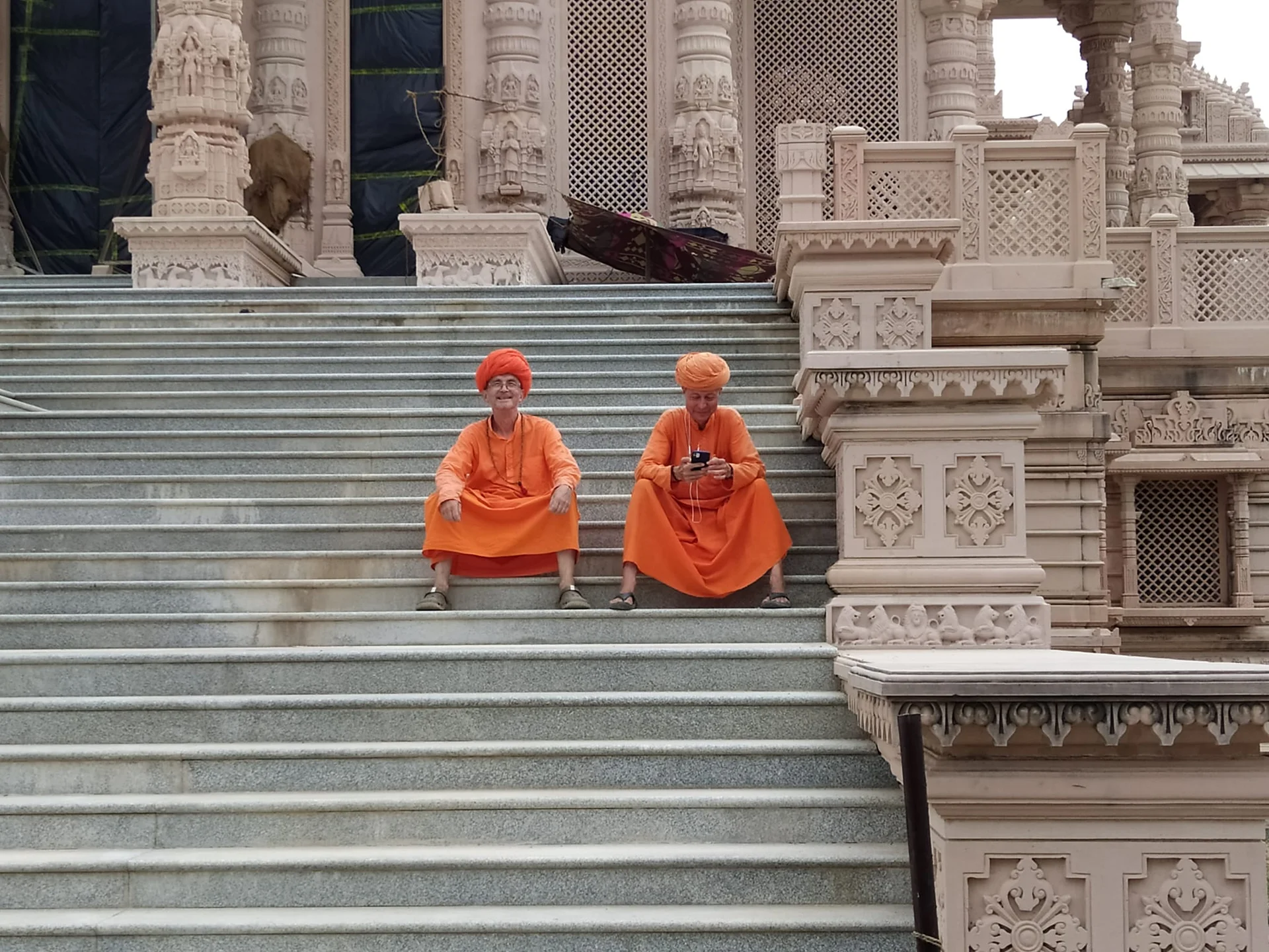 exploring yoga: a journey to inner peace and strength exploring-yoga-a-journey-to-inner-peace-and-strength_cover.jpg