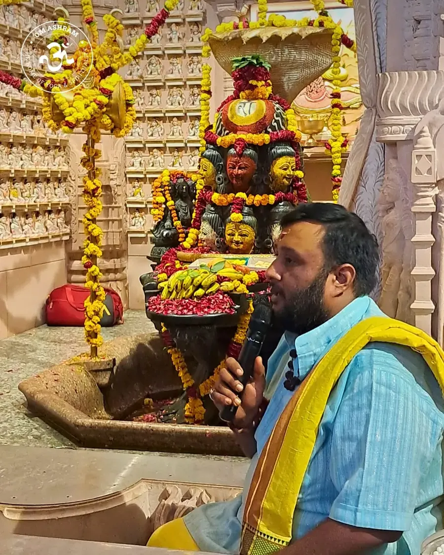 final-3-days-mahamrityunjaya-and-rudrabhishek-ceremony bodyImage