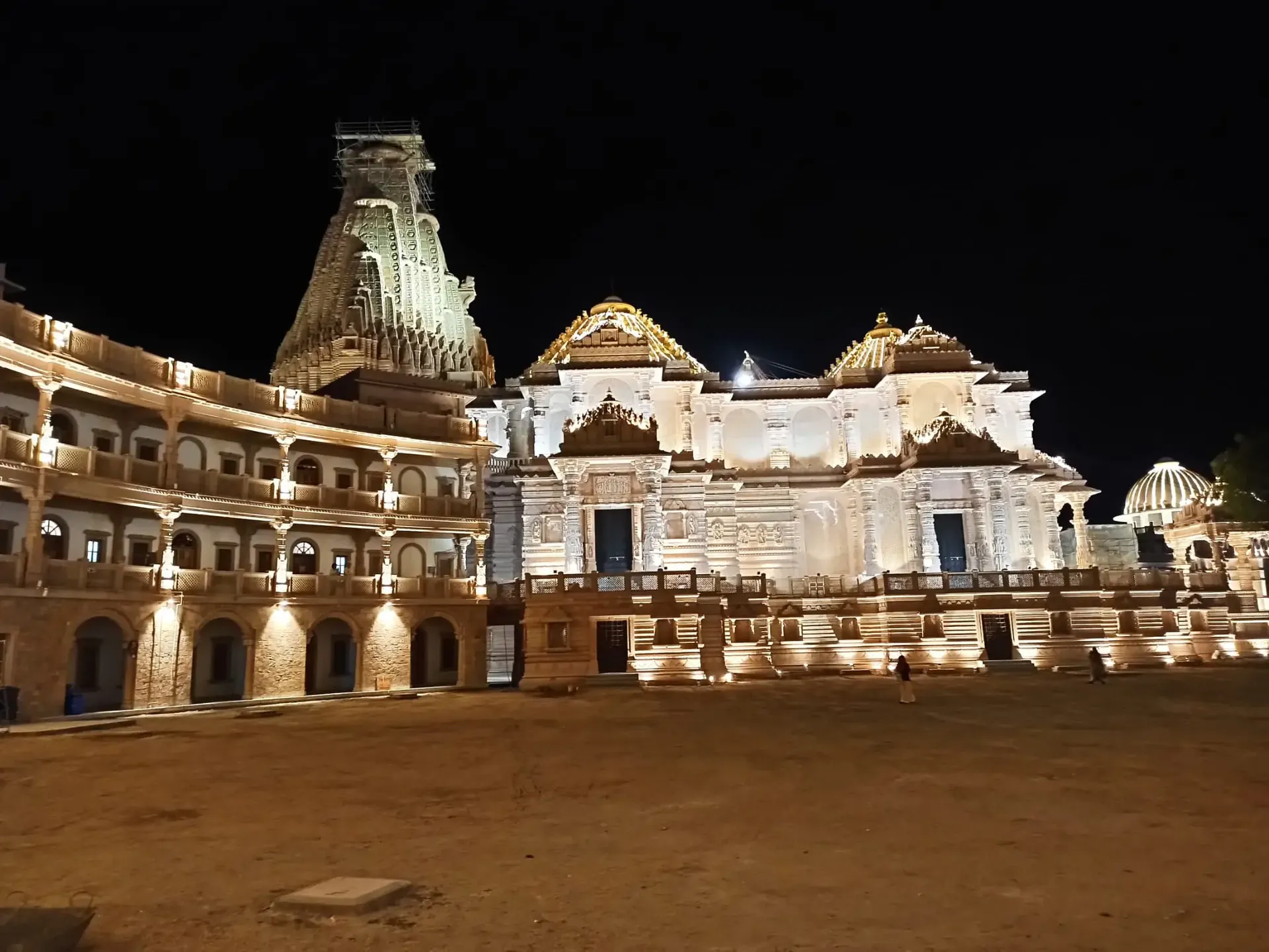 final-preparations-before-the-grand-opening bodyImage