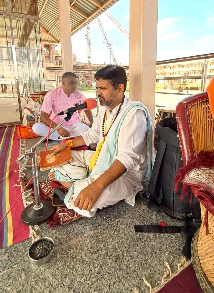 grand-finale-the-mahamrityunjaya-havan-at-om-ashram bodyImage
