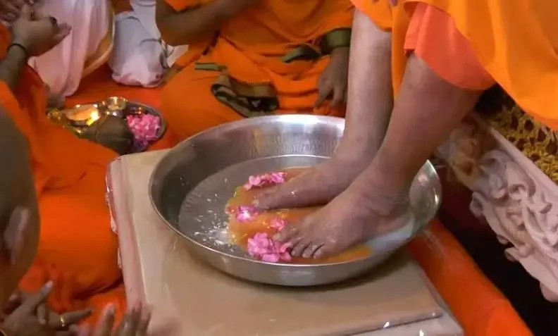 guru-puja-the-heart-of-guru-purnima bodyImage