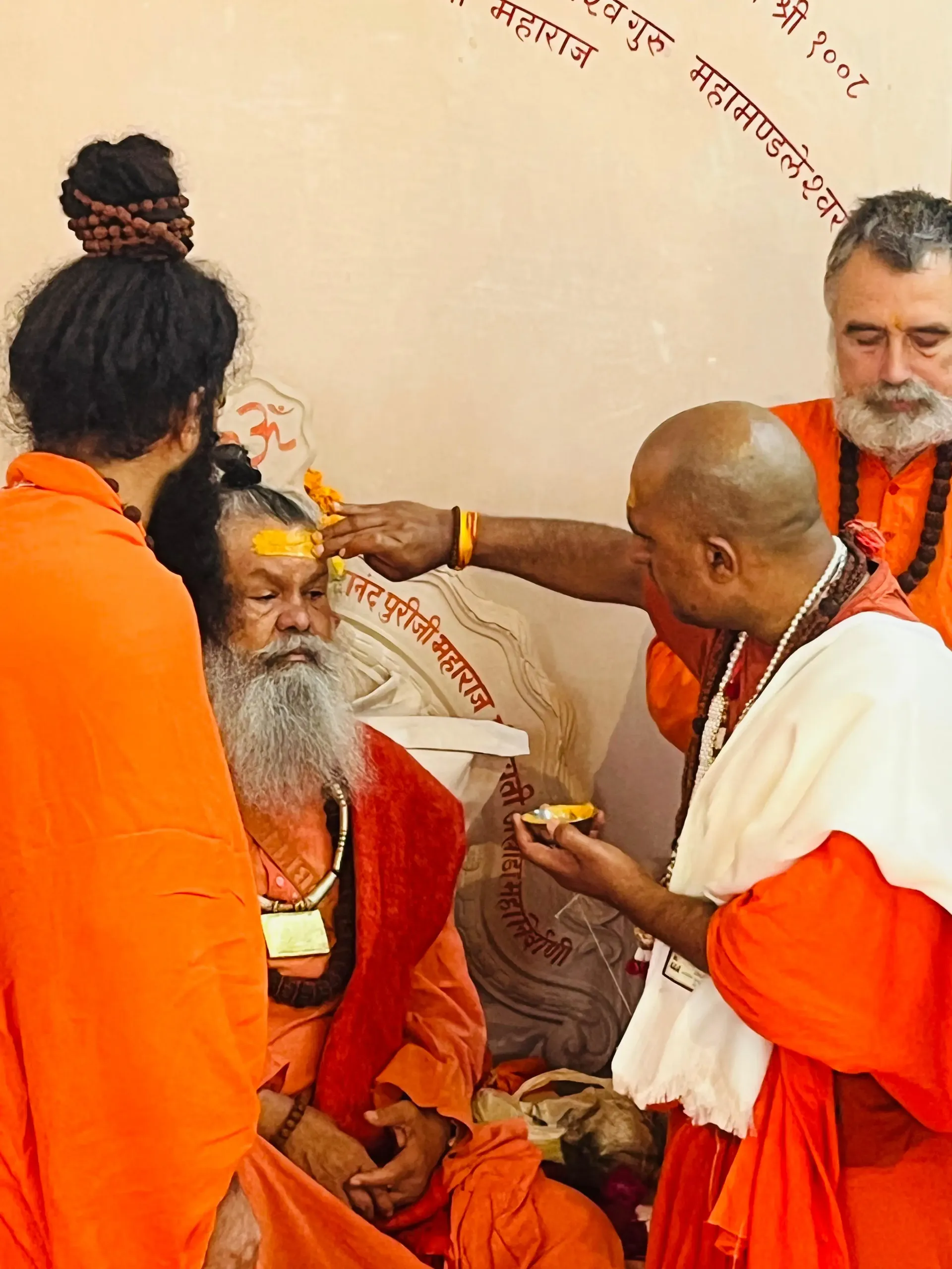 guru-purnima-the-sacred-guru-puja-ceremony bodyImage