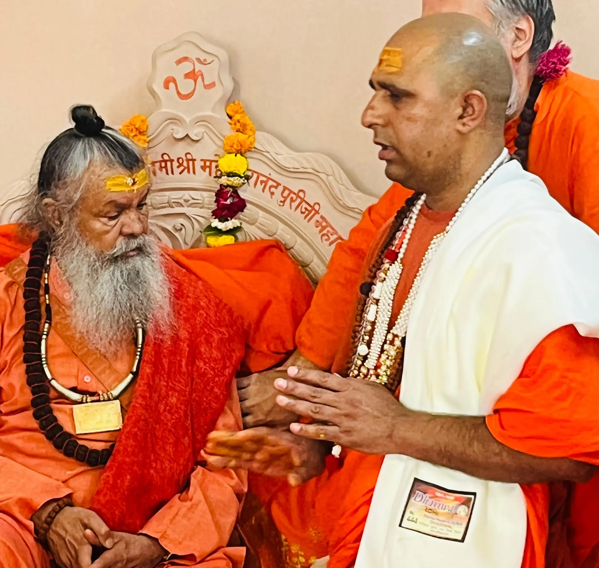 guru-purnima-the-sacred-guru-puja-ceremony bodyImage