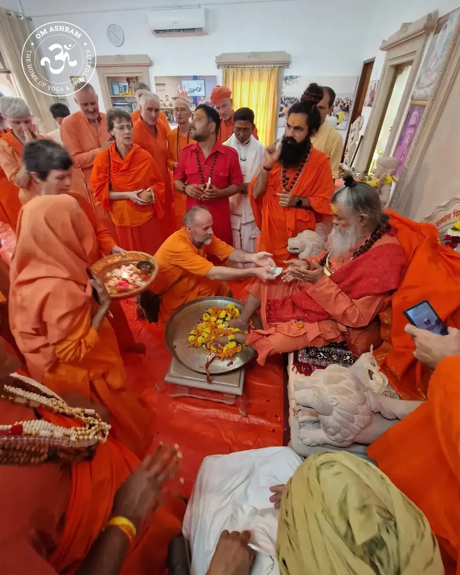 guru-purnima-the-sacred-guru-puja-ceremony bodyImage