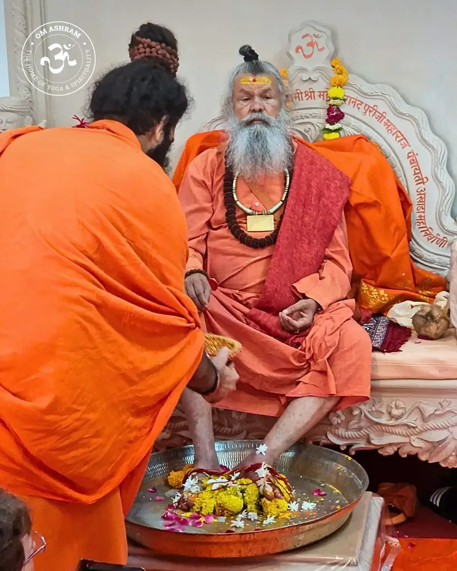 guru-purnima-the-sacred-guru-puja-ceremony bodyImage