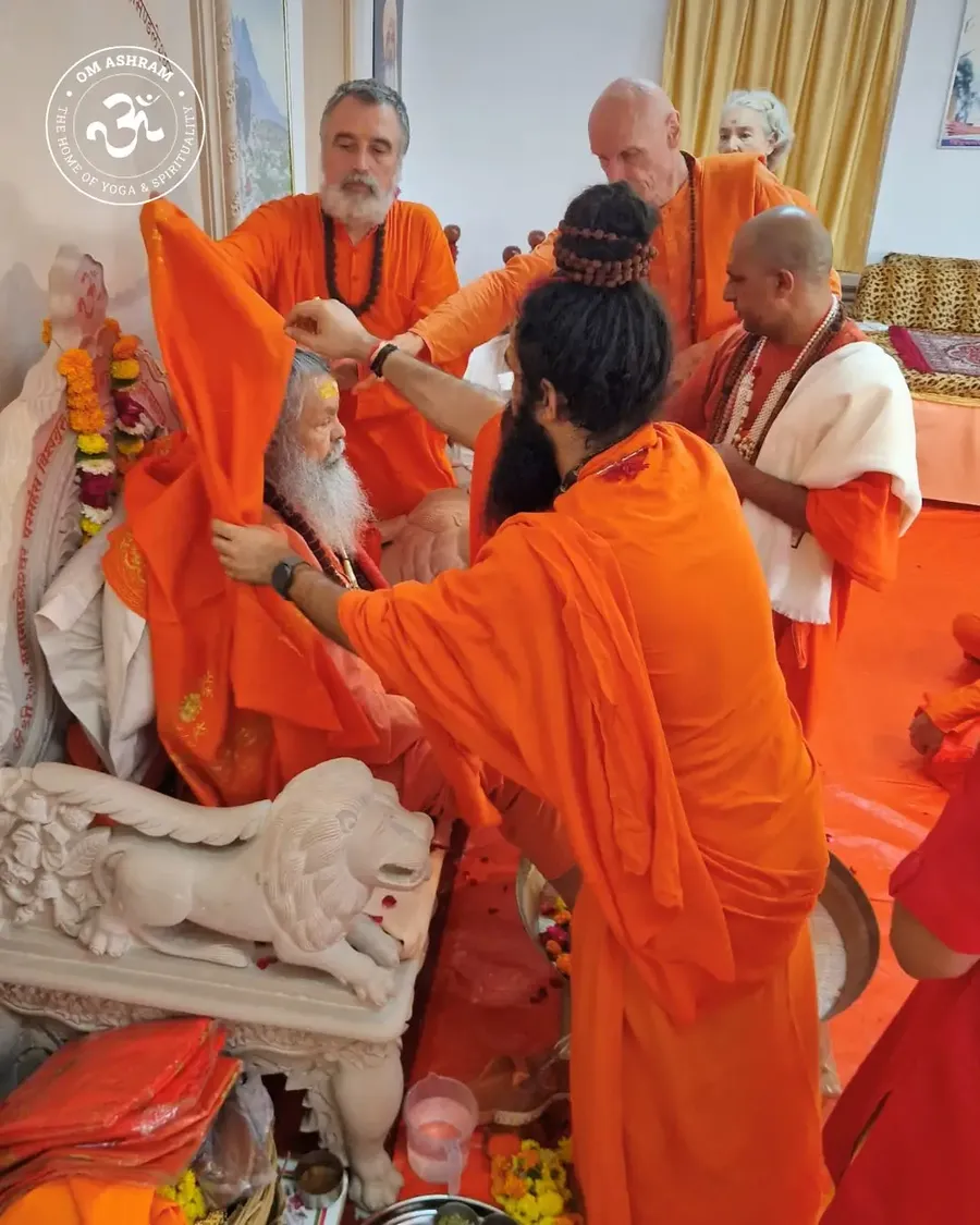 guru-purnima-the-sacred-guru-puja-ceremony bodyImage