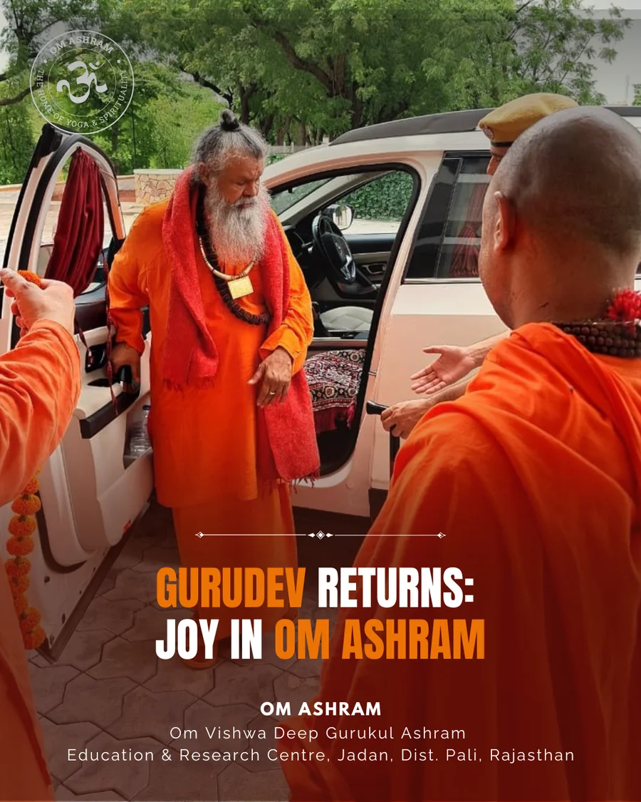 gurudev-returns-to-om-ashram-jadan mainImage