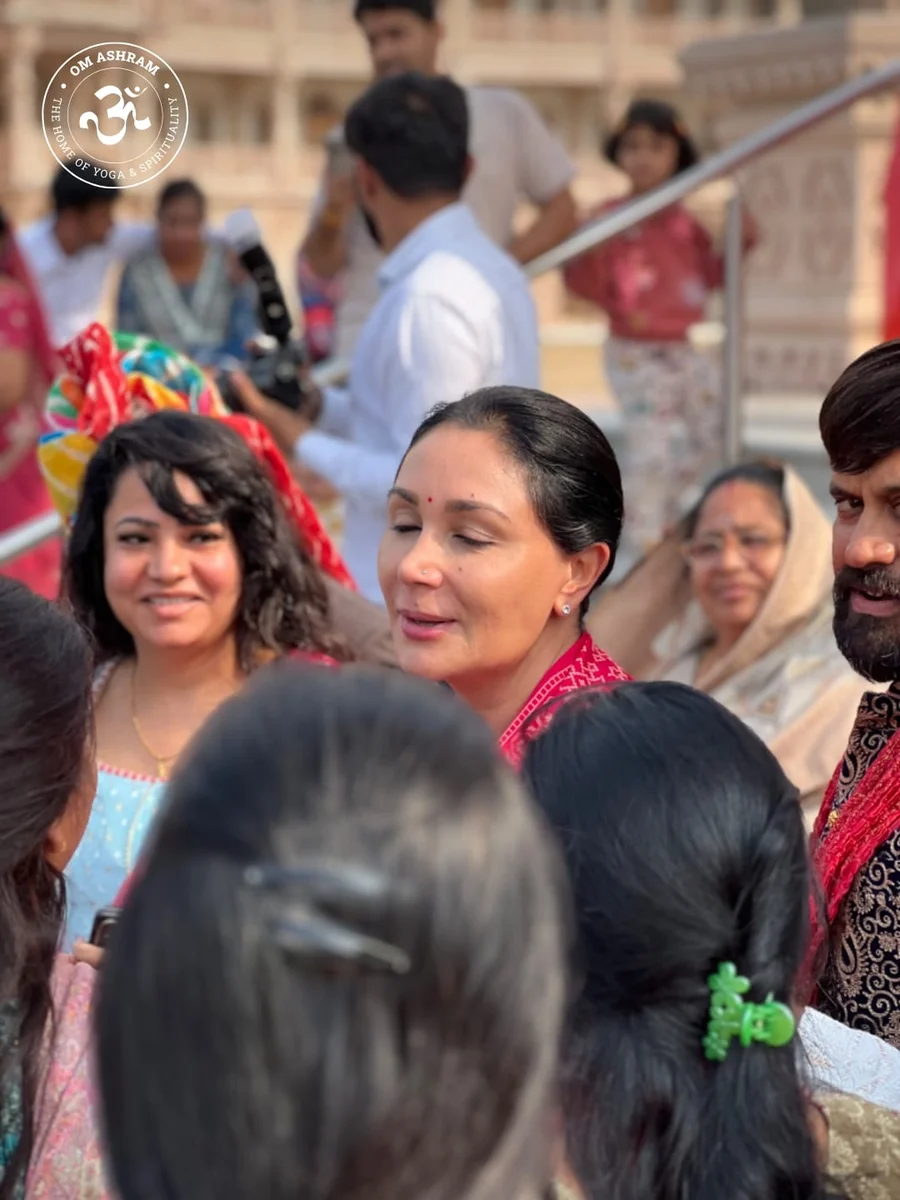 high-ranking-visit-rajasthan-s-deputy-chief-minister-at-om-ashram_body13