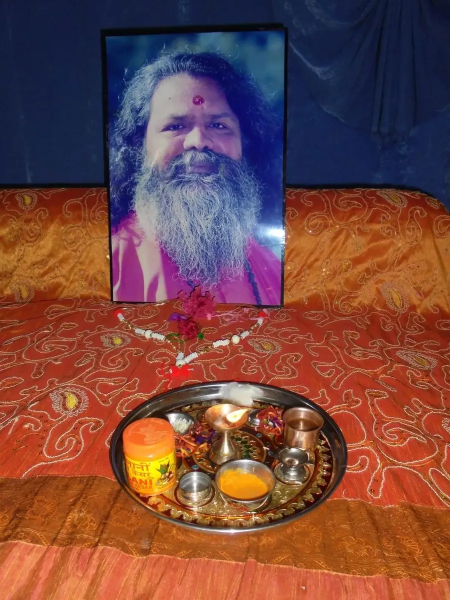 holy-guruji-s-birthday bodyImage