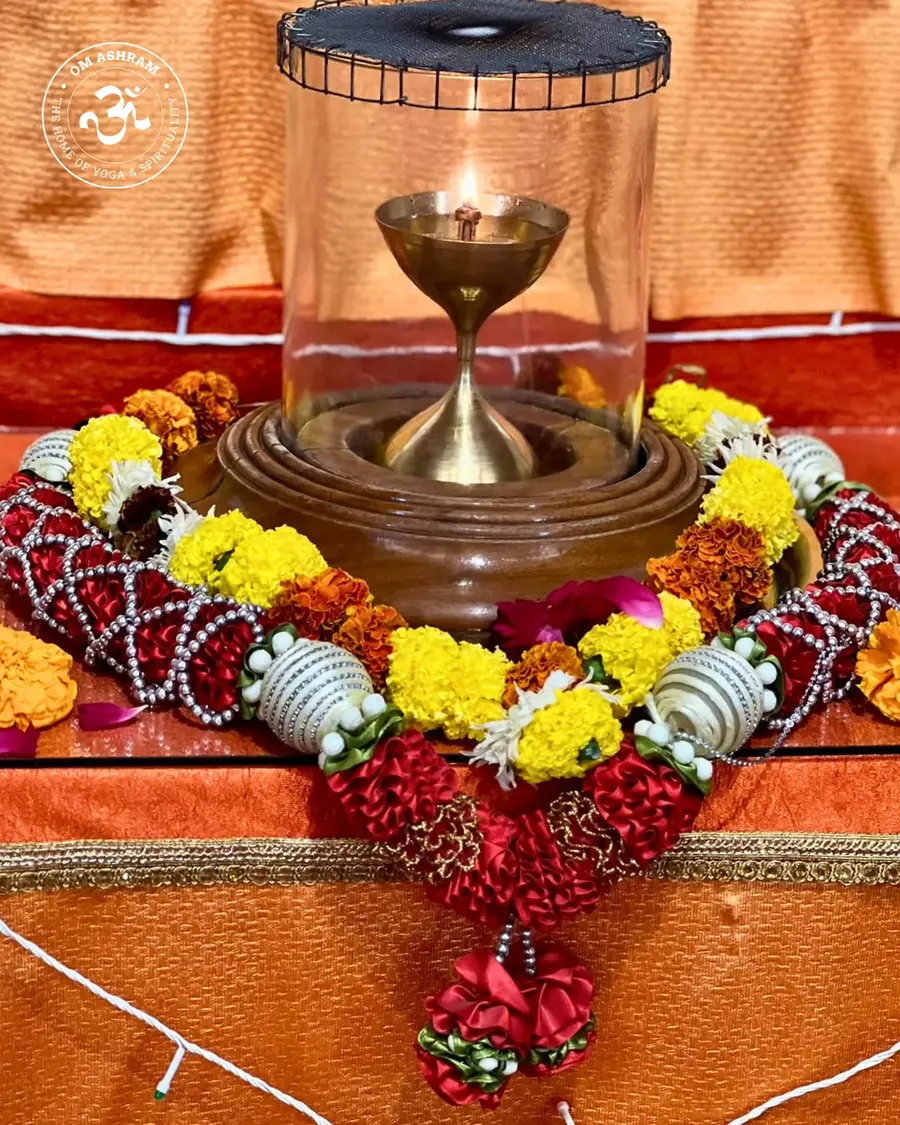 honoring-our-beloved-satguru-the-62nd-mahasamadhi-anniversary bodyImage