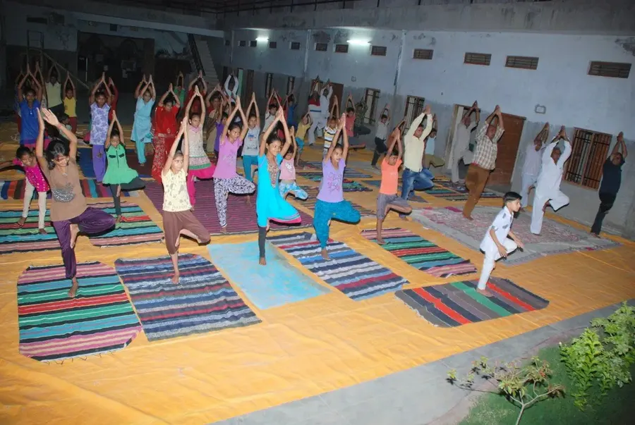 idy-at-omashram-jadan bodyImage
