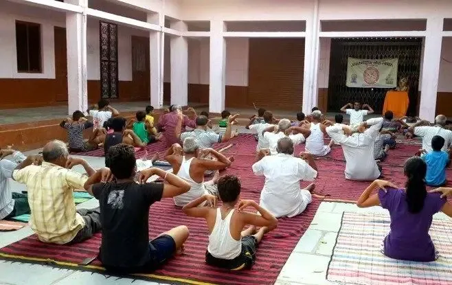 idy-at-omashram-jadan bodyImage