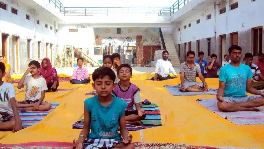 idy-at-omashram-jadan bodyImage