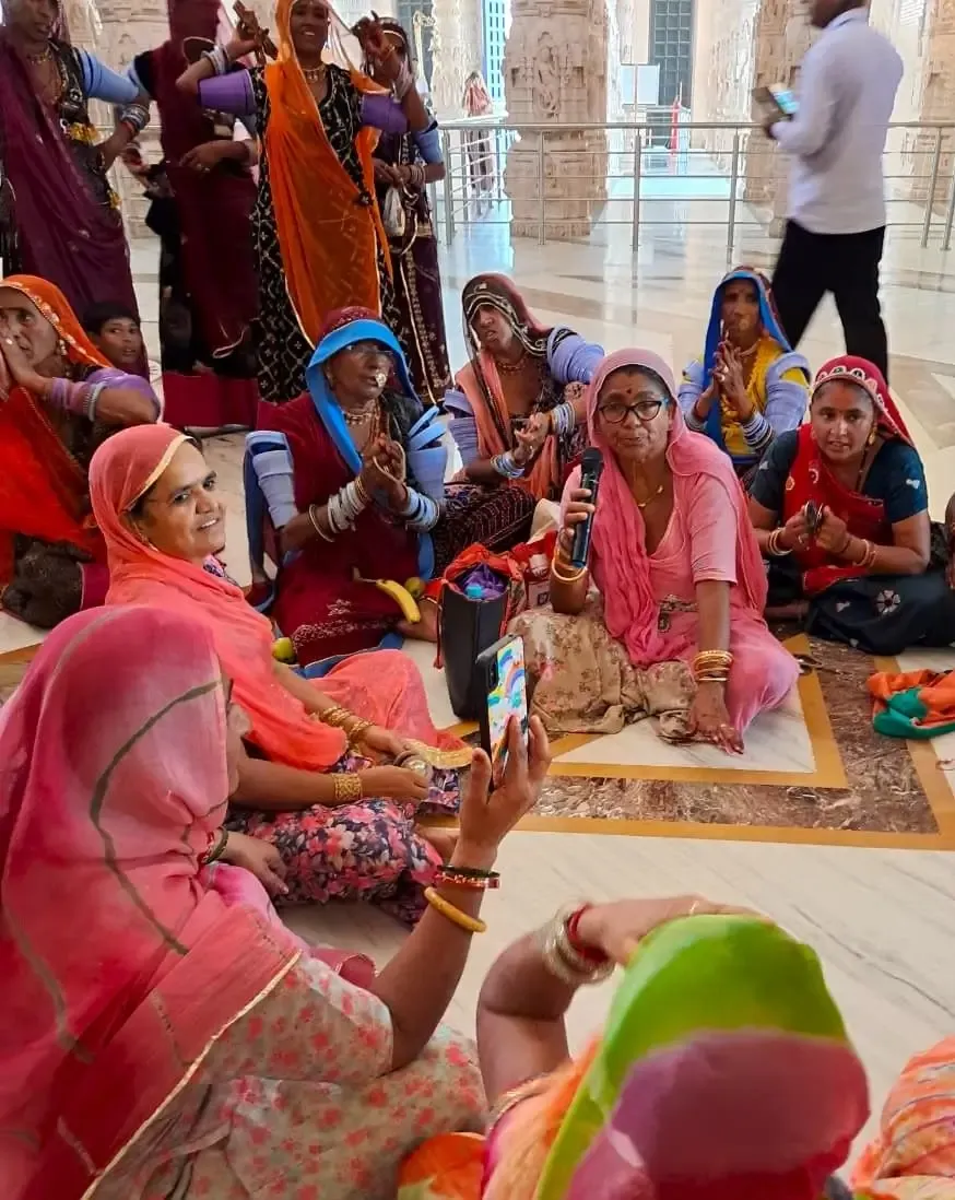 joyful-bhadrapada-amavasya-at-om-ashram bodyImage