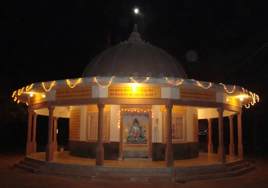 mahashivaratri-2016-celebrated-in-om-ashram bodyImage