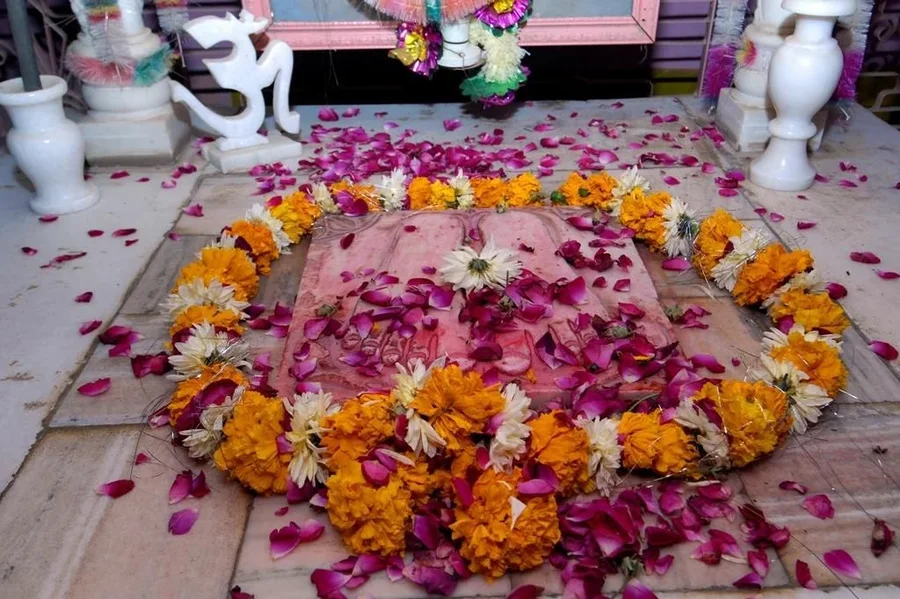 mansic-puja mainImage