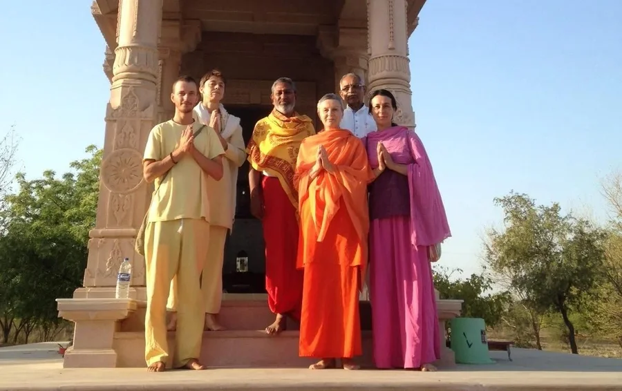 navratri-in-jadan-ashram mainImage