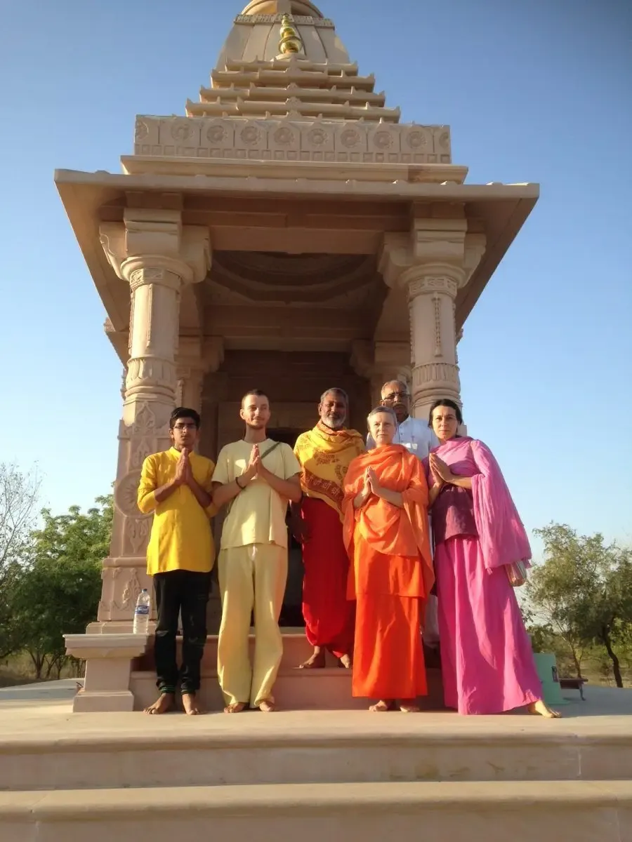 navratri-in-jadan-ashram bodyImage